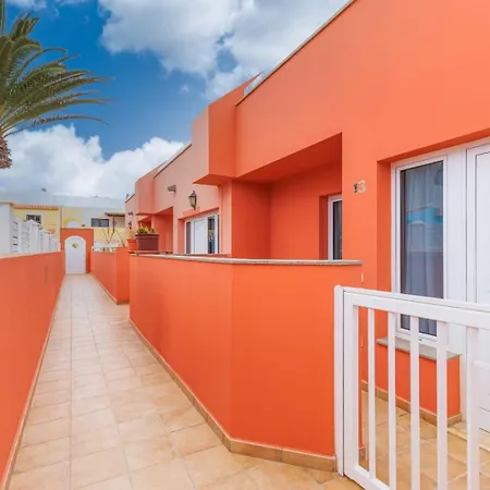 2 Delux Bedrooms Central&pool&beach *