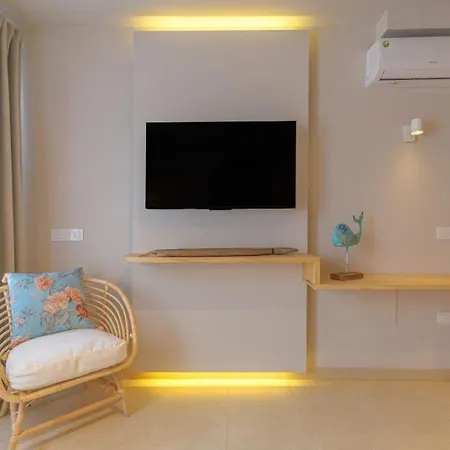 2 Delux Bedrooms Central&pool&beach Appartamento