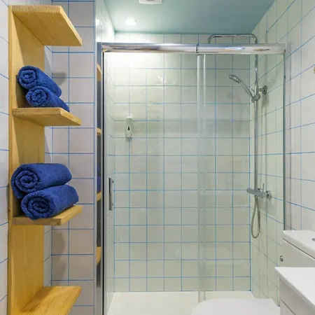 Апартаменты 2 Delux Bedrooms Central&pool&beach *