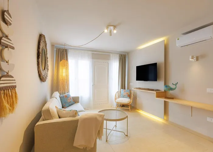 2 Delux Bedrooms Central&pool&beach Appartement *