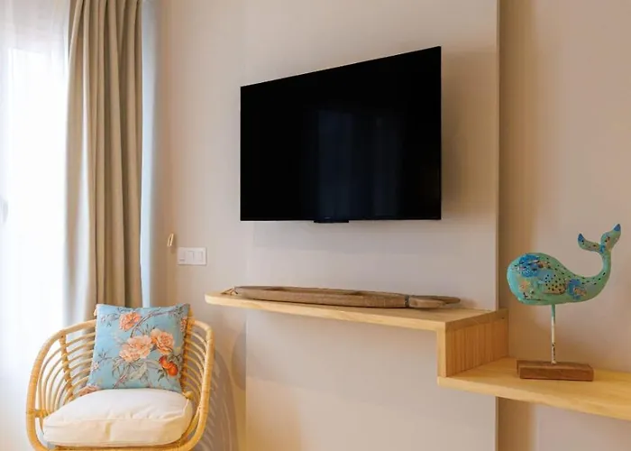 2 Delux Bedrooms Central&pool&beach Appartement *