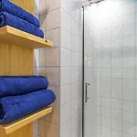 2 Delux Bedrooms Central&pool&beach Apartman